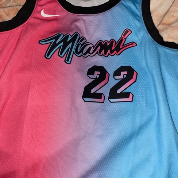 jersey - Picture 2 of 2